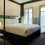 Hotel Tribe