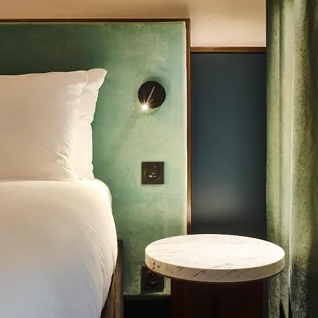 Hotell Tribe 4*