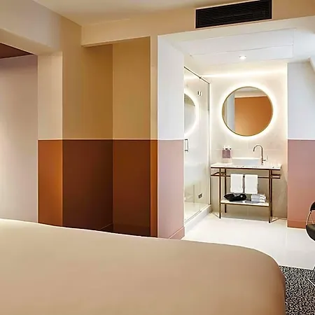 Hotel Tribe