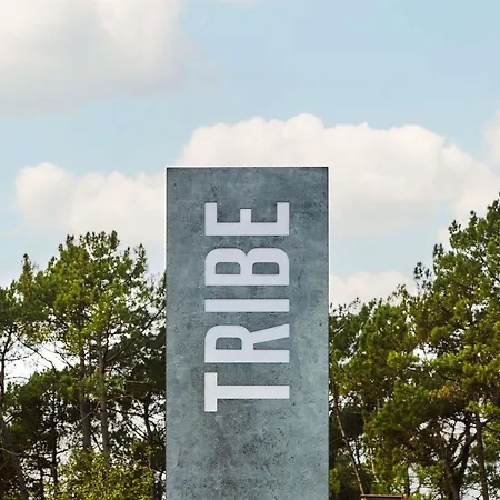 Hotel Tribe